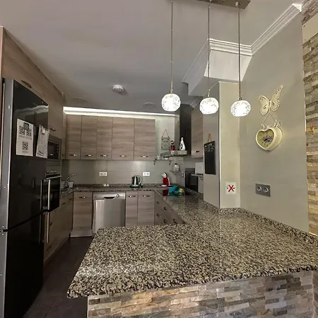 Casa Con Barbacoa En Urbanizacion Privada Вилла